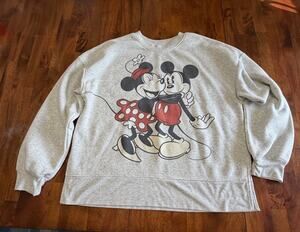 Disney Mickey Minnie Mouse Women’s L Gray Oversized Sweatshirt Side Slits
